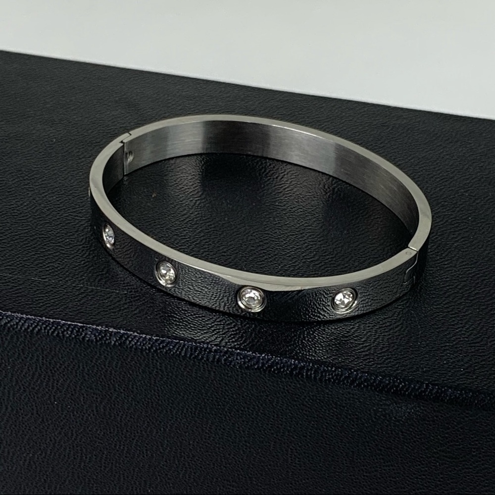 💕New Rhinestone Bangle - Picture 6 of 8